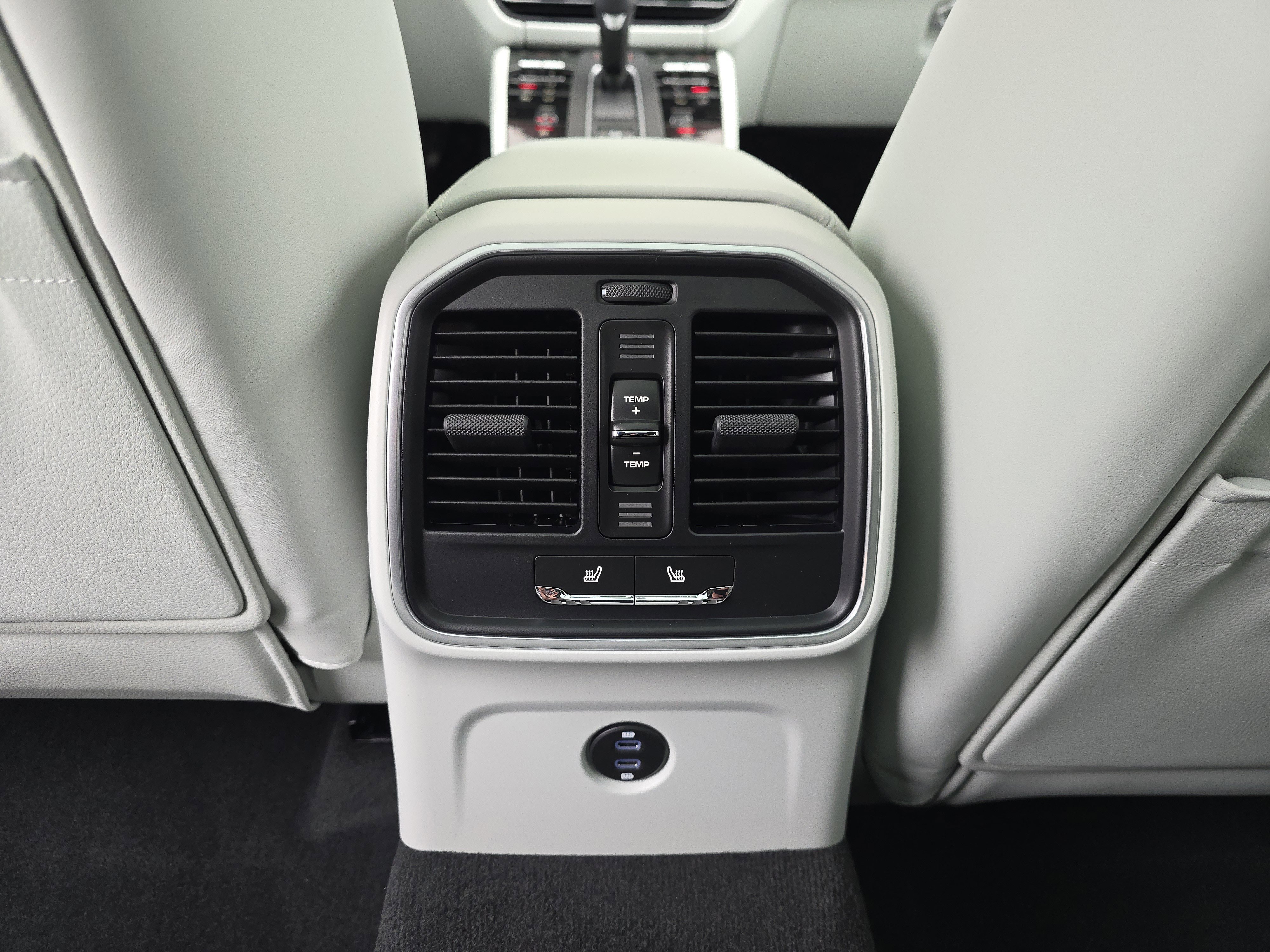 New 2026 Porsche Macan S image 18