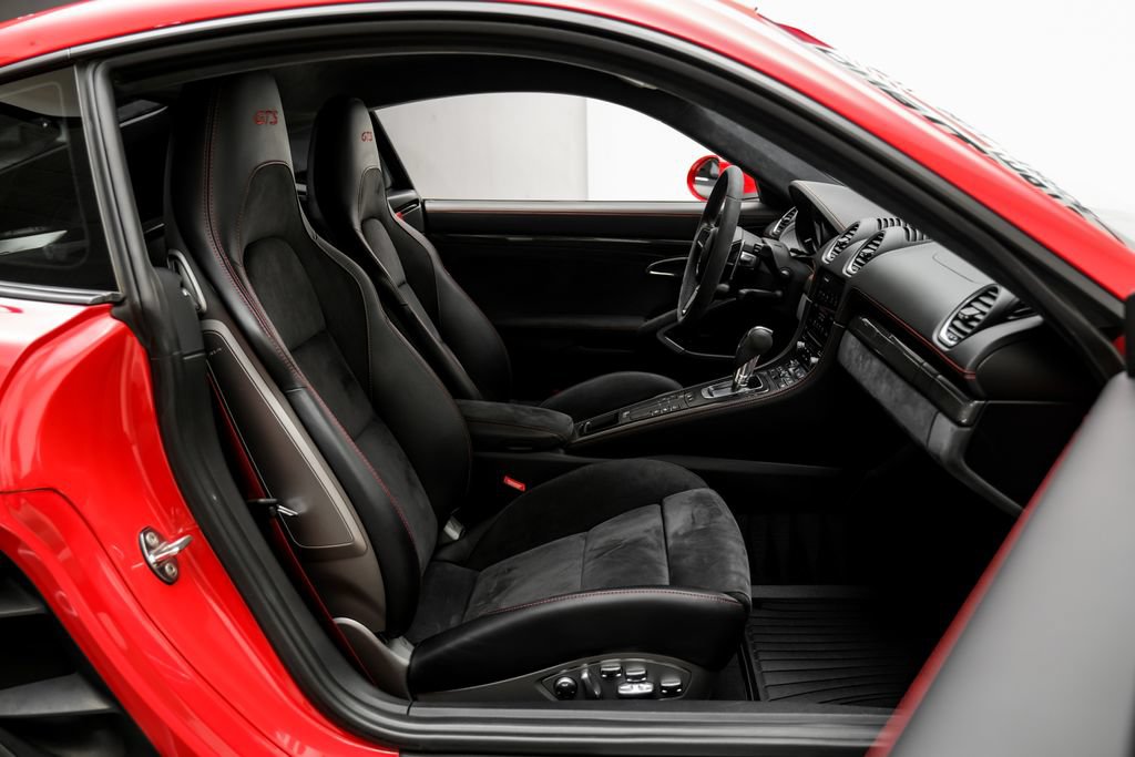 Used 2019 Porsche 718 Cayman GTS RWD image 40