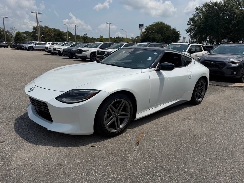 Used 2024 Nissan Z Sport w/ Floor Mat Package RWD image 11