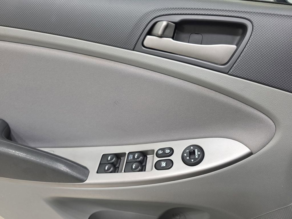 Used 2017 Hyundai Accent SE image 27