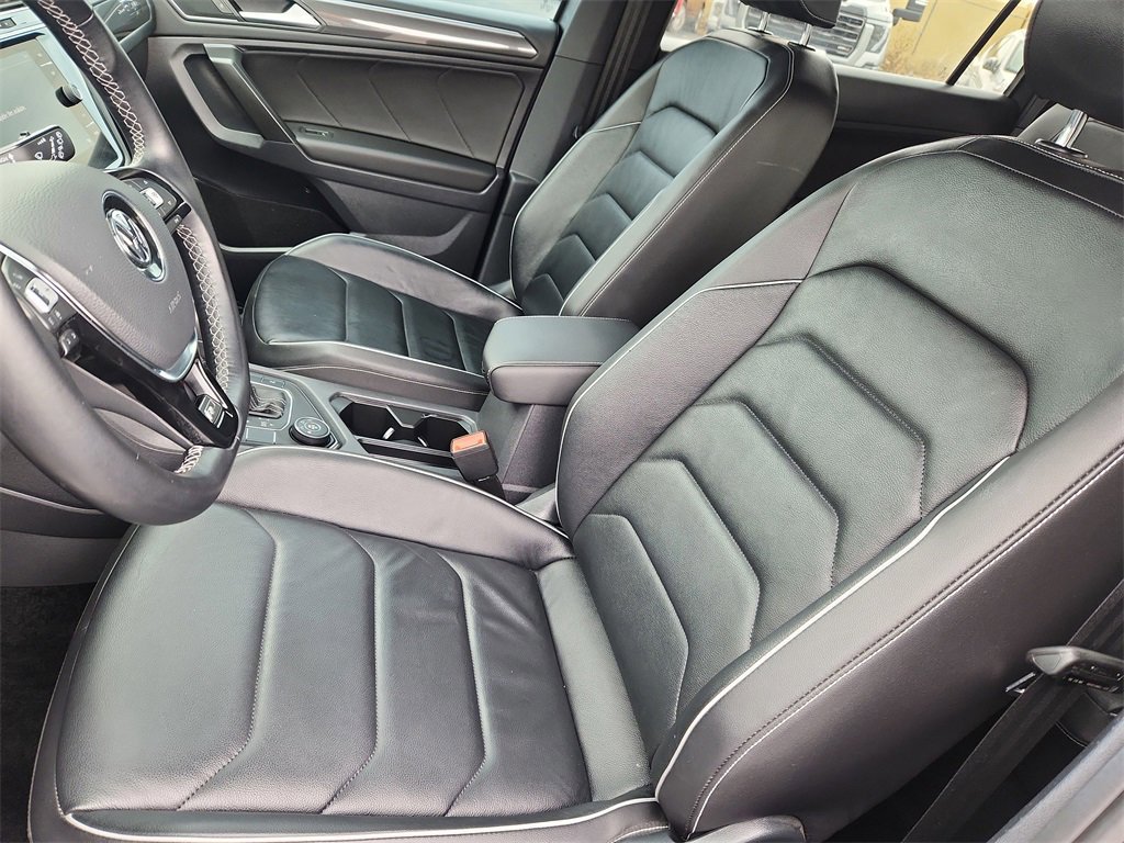 Used 2021 Volkswagen Tiguan SEL Premium R-Line image 9