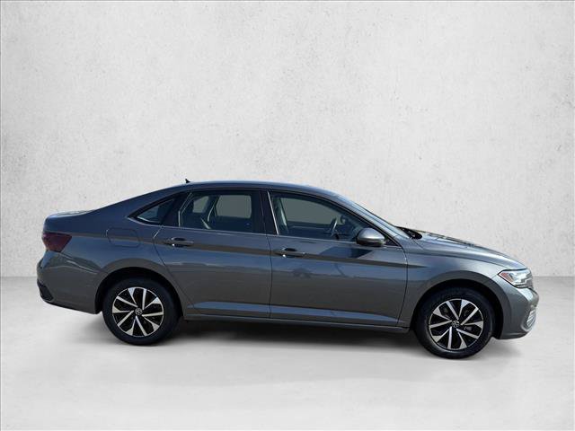 Used 2024 Volkswagen Jetta S FWD image 4