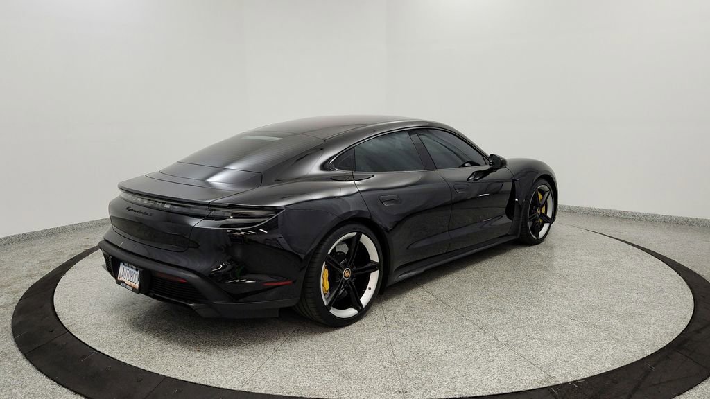 Used 2022 Porsche Taycan Turbo S image 5