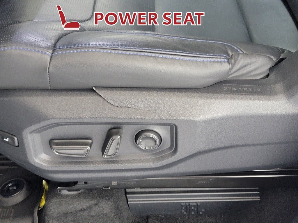 Used 2024 Toyota Tundra Platinum AWD/4WD image 16