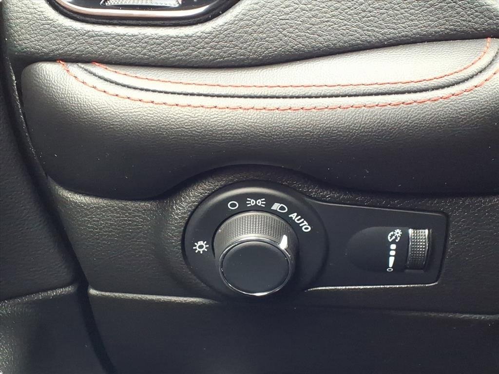 Used 2024 Dodge Durango R/T image 24