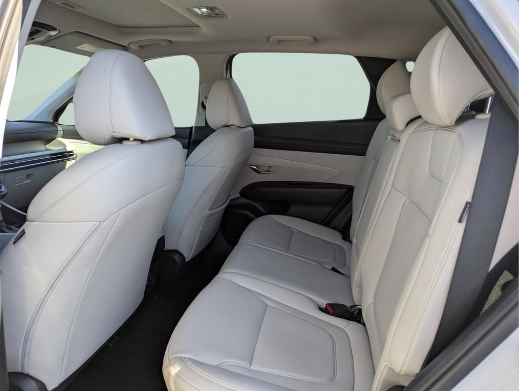 Certified 2025 Hyundai Tucson SEL AWD/4WD image 30