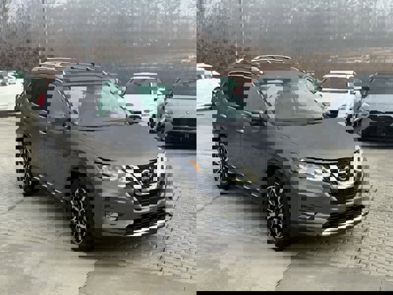 Used 2020 Nissan Rogue SL w/ Premium Package image 8