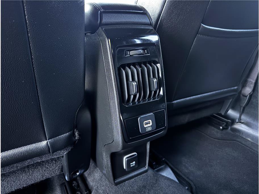 Used 2025 Jeep Compass Limited AWD/4WD image 18