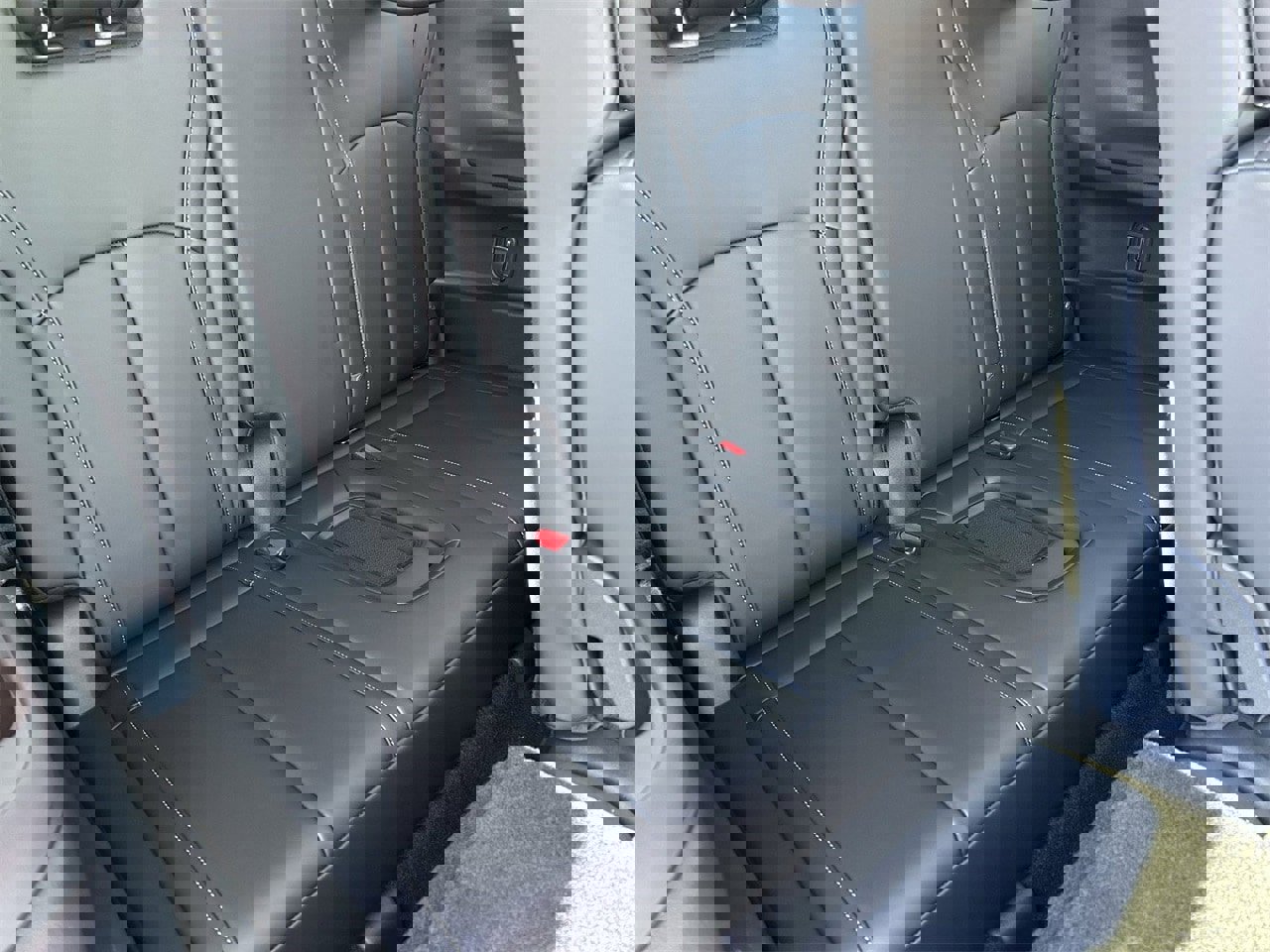 Certified 2026 INFINITI QX60 Luxe w/ Cargo Package image 12