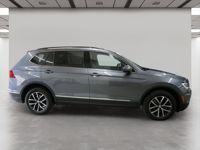 Used 2021 Volkswagen Tiguan SEL AWD/4WD image 6
