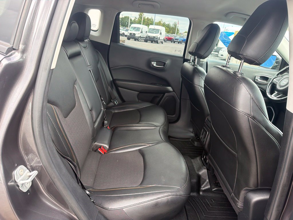 Used 2021 Jeep Compass Latitude w/ Convenience Group AWD/4WD image 47