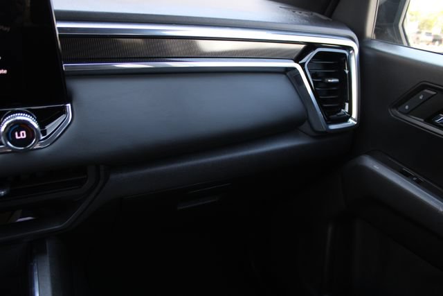 Used 2024 GMC Canyon Elevation w/ Convenience Package RWD image 18