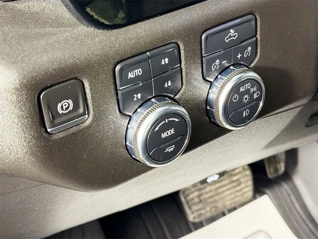 Used 2024 GMC Sierra 1500 Elevation w/ Preferred Package image 10