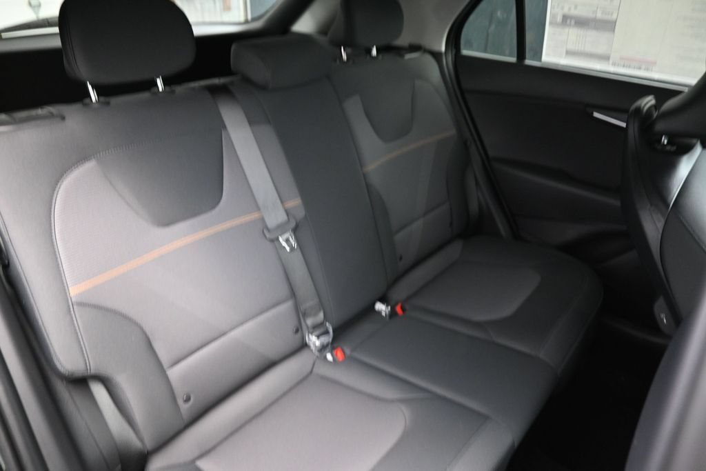 New 2026 Kia Niro LX FWD image 11