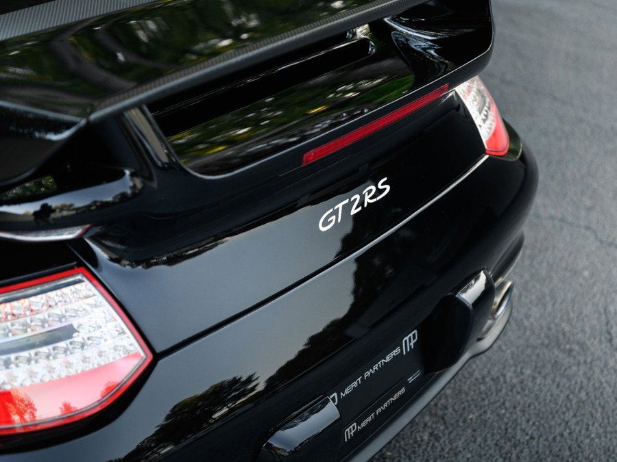 Used 2011 Porsche 911 GT2 RS image 10