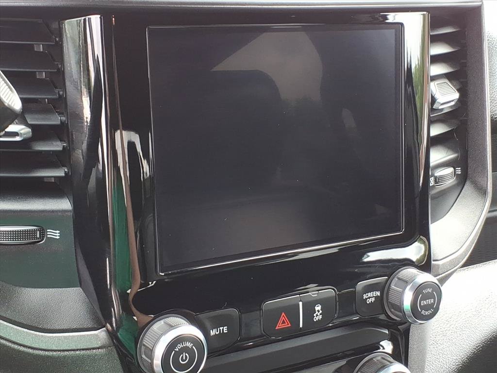 Used 2025 RAM 5500 Tradesman AWD/4WD image 38