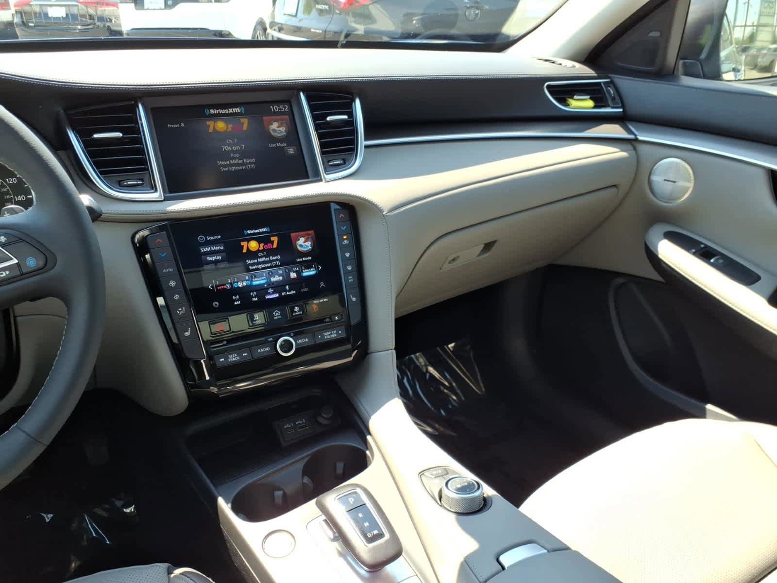 Certified 2023 INFINITI QX50 Luxe AWD/4WD image 15