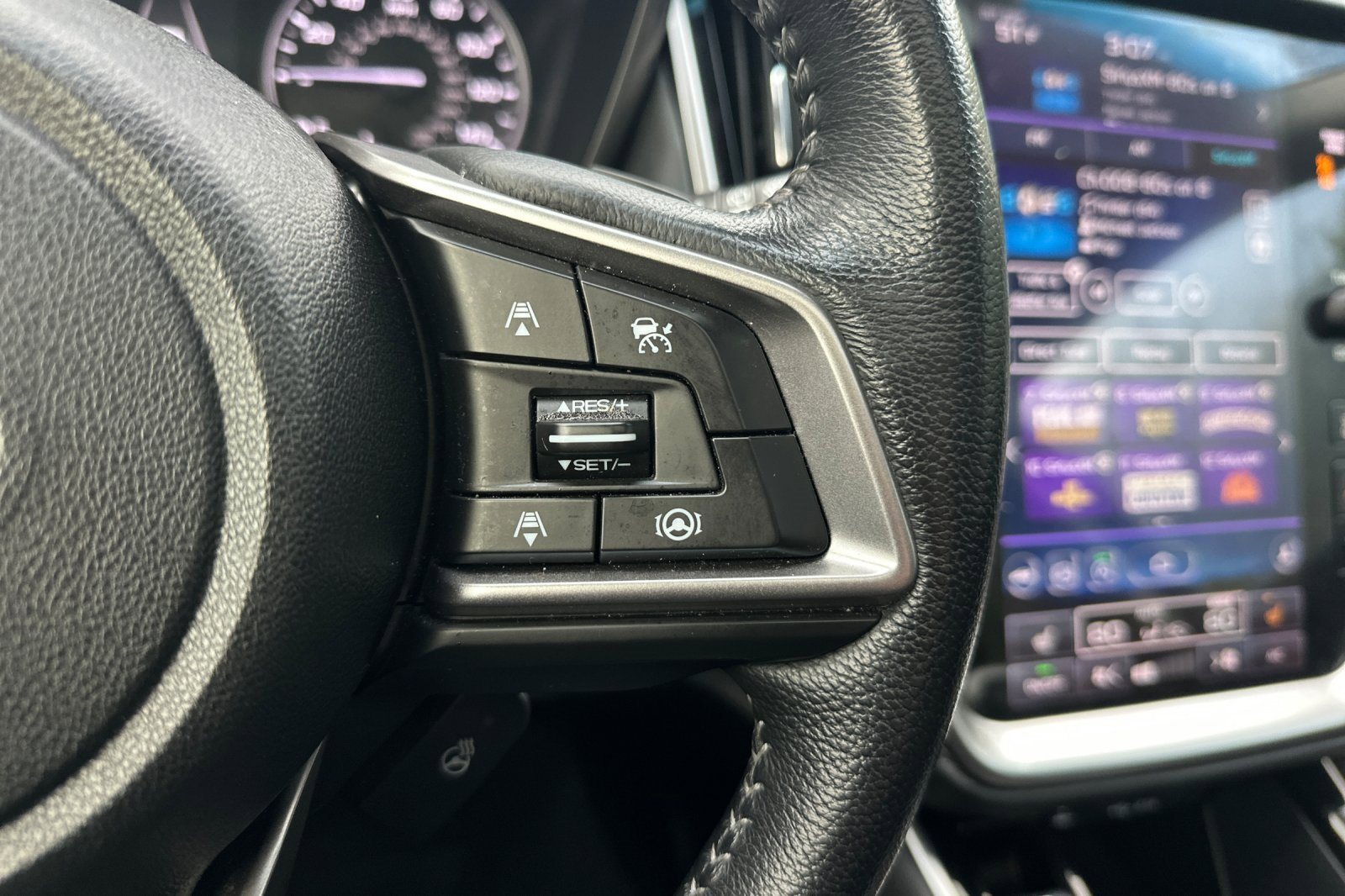 Used 2021 Subaru Outback Limited image 32