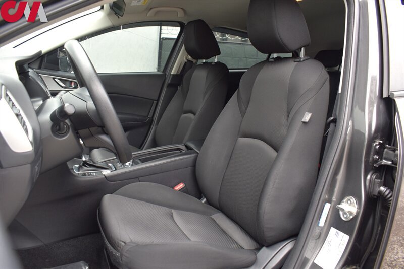 Used 2018 MAZDA MAZDA3 Sport FWD image 11