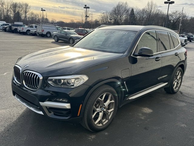 Used 2021 BMW X3 xDrive30e w/ Convenience Package image 3