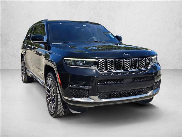 Used 2023 Jeep Grand Cherokee L Summit image 3
