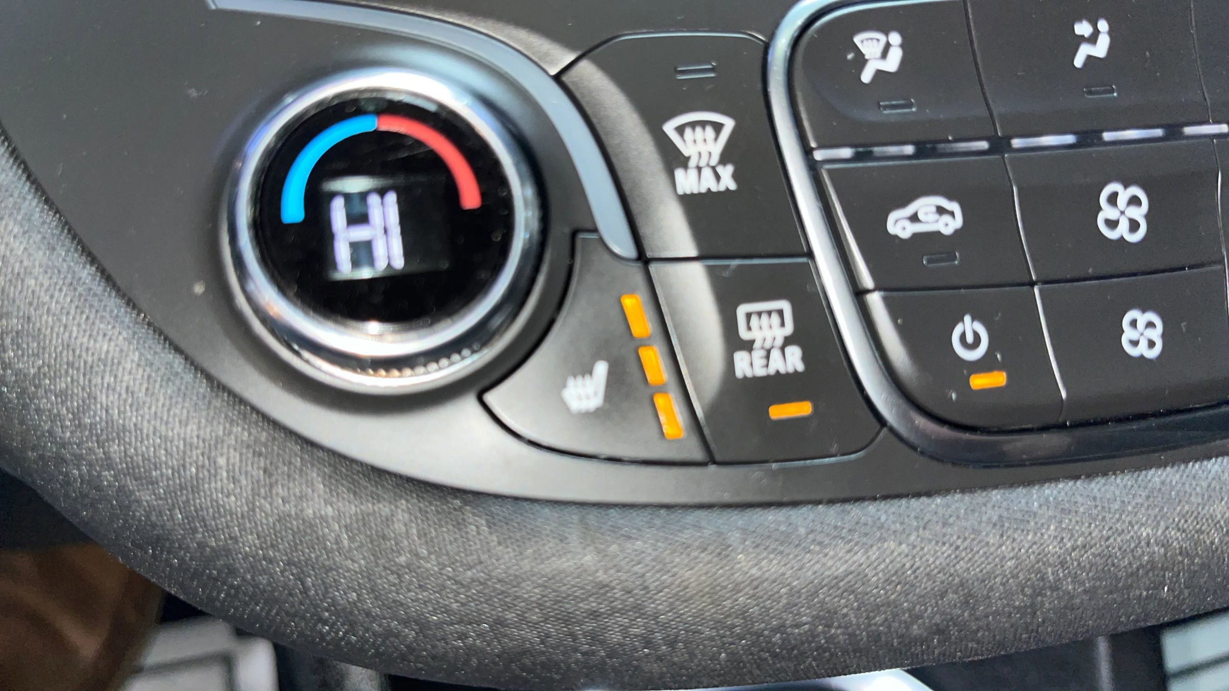 Used 2022 Chevrolet Malibu LT image 30