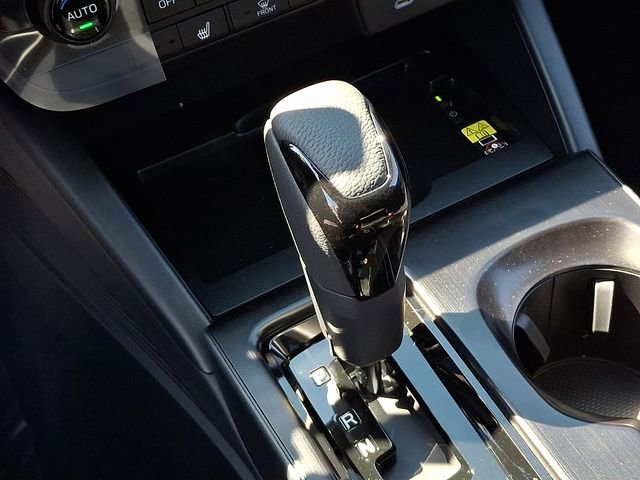 New 2026 Subaru Outback Limited image 8