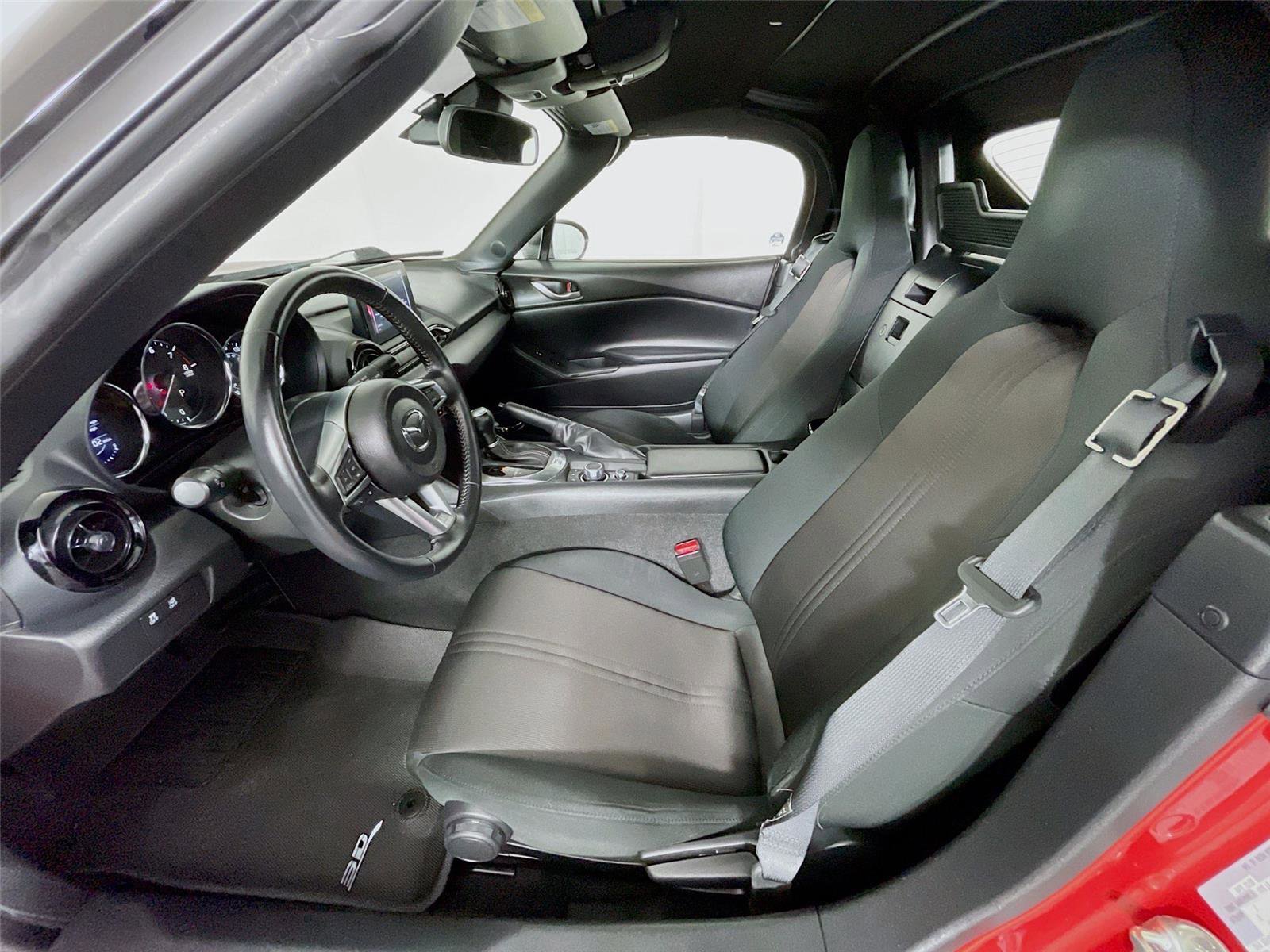 Used 2021 MAZDA MX-5 Miata Sport RWD image 23