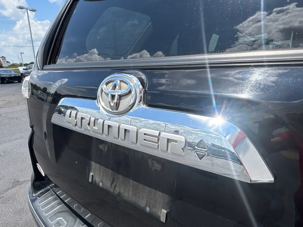 Used 2021 Toyota 4Runner Limited RWD image 34
