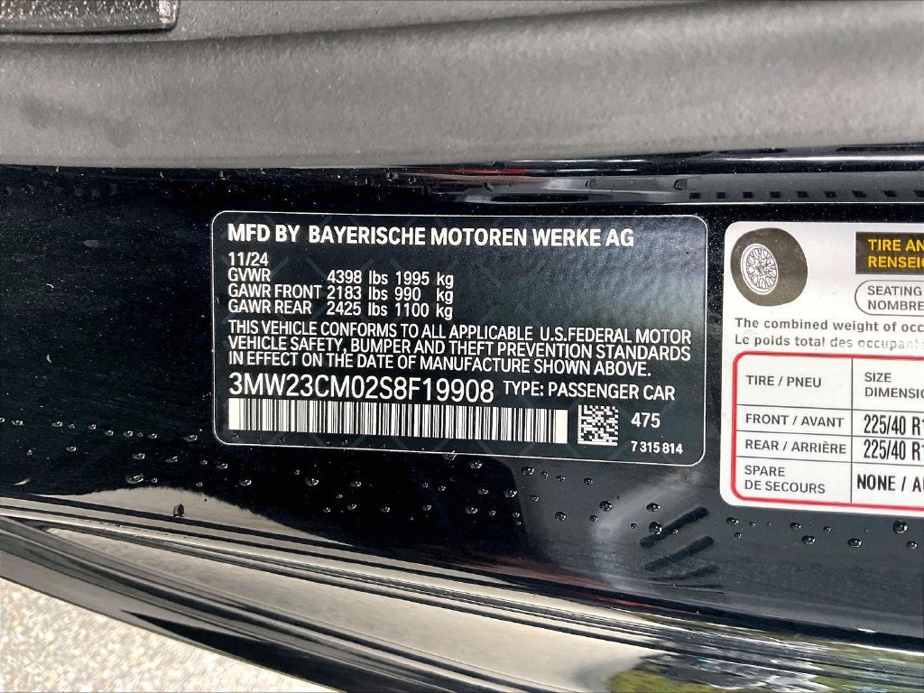 Used 2025 BMW 230i Coupe w/ Convenience Package RWD image 32