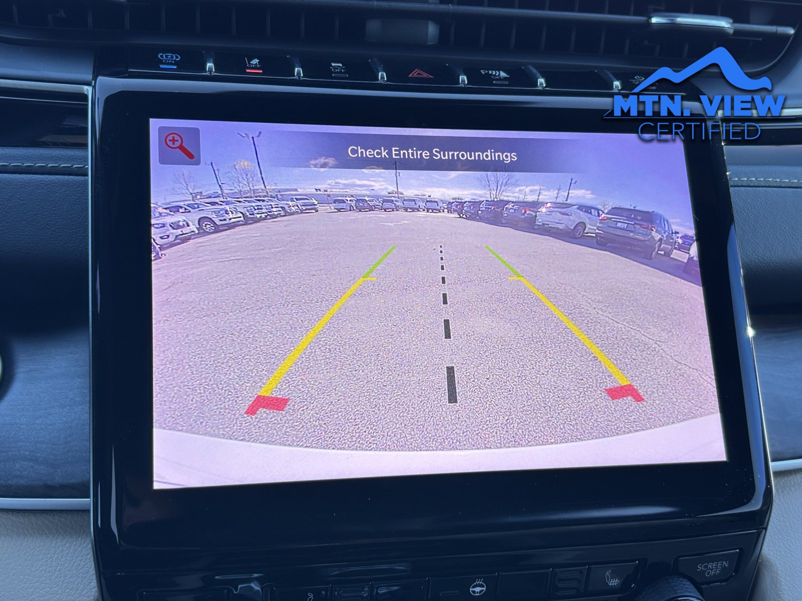 Used 2023 Jeep Grand Cherokee 4WD 4xe image 4