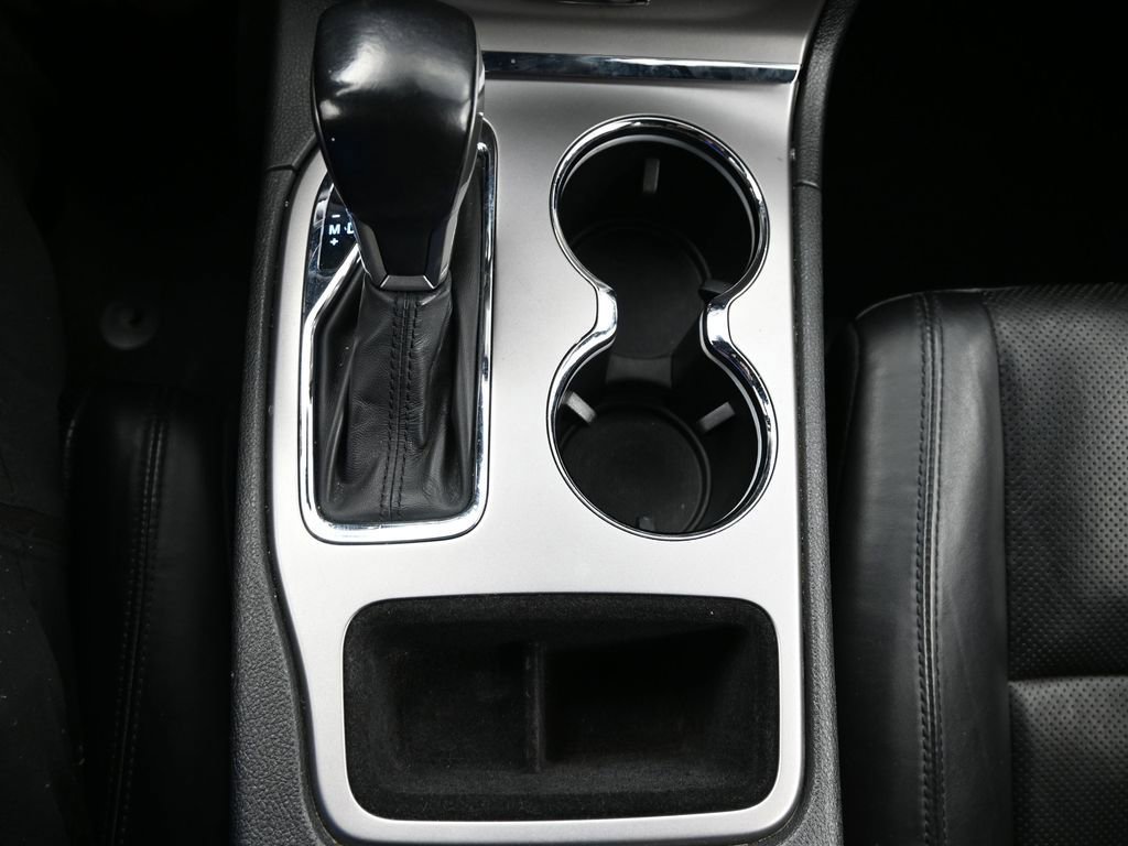 Used 2020 Jeep Grand Cherokee Limited w/ Luxury Group II image 14