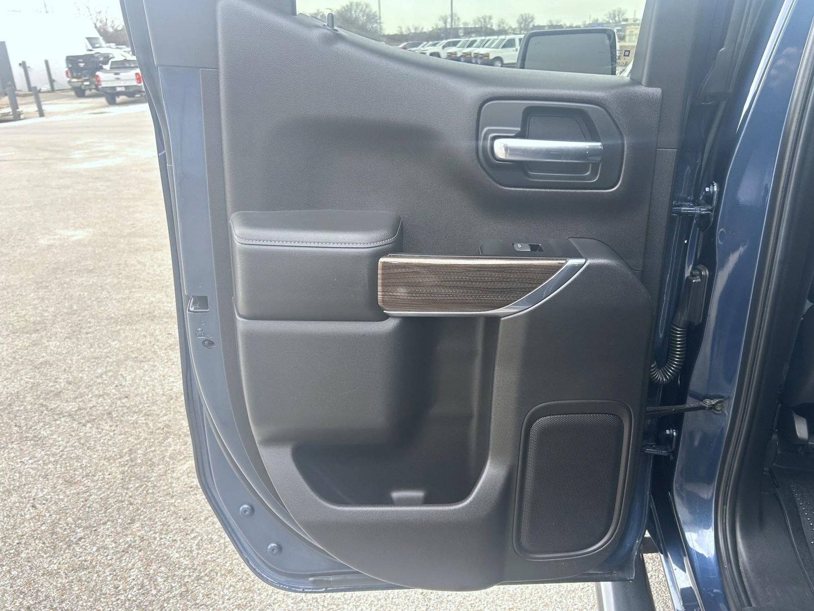 Used 2019 Chevrolet Silverado 1500 RST w/ All-Star Edition image 17