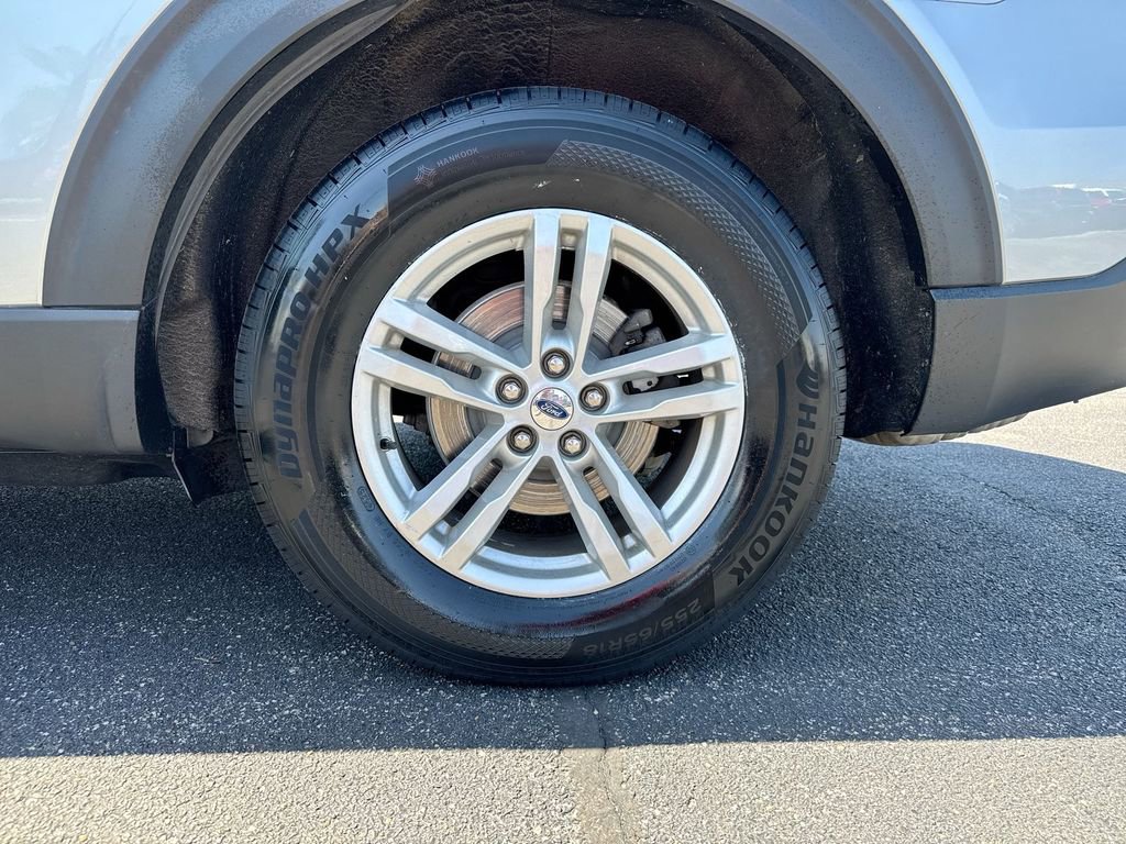 Used 2021 Ford Explorer XLT w/ Equipment Group 202A image 27