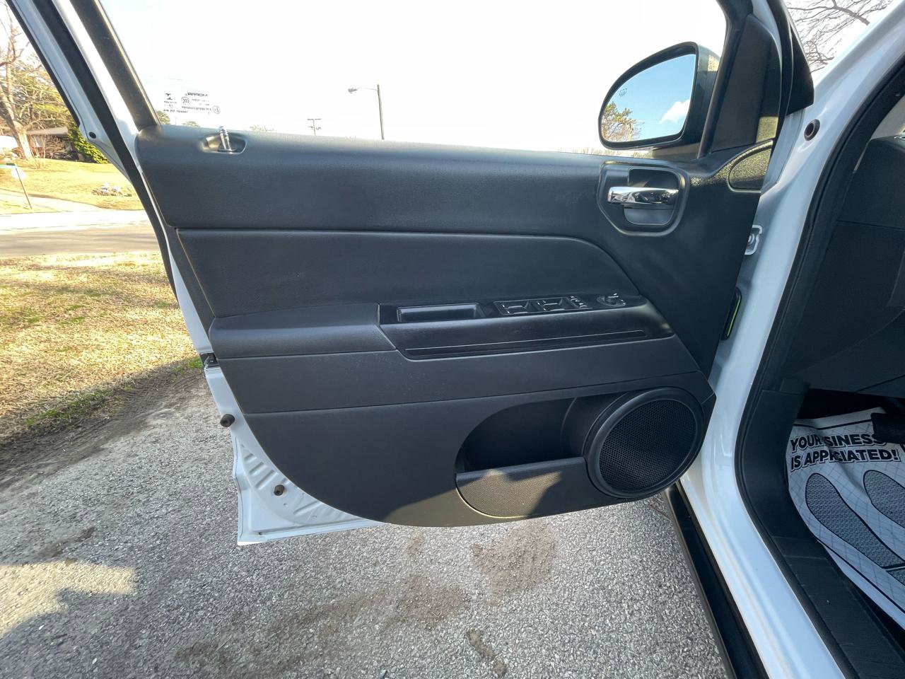 Used 2016 Jeep Compass Sport w/ Power Value Group image 16