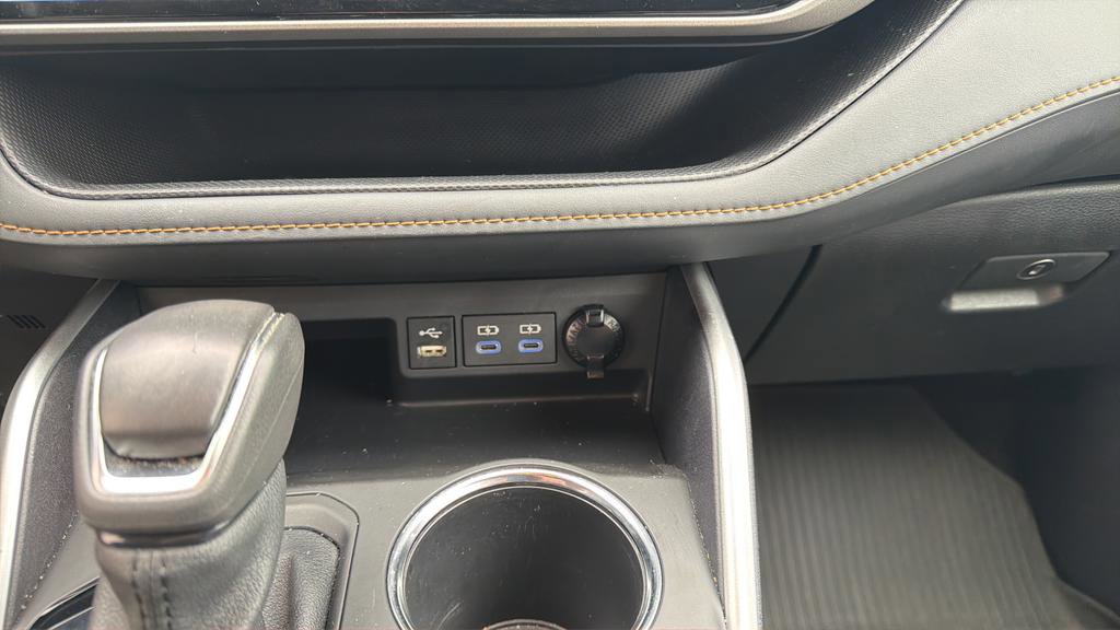 Used 2022 Toyota Highlander Bronze Edition image 24