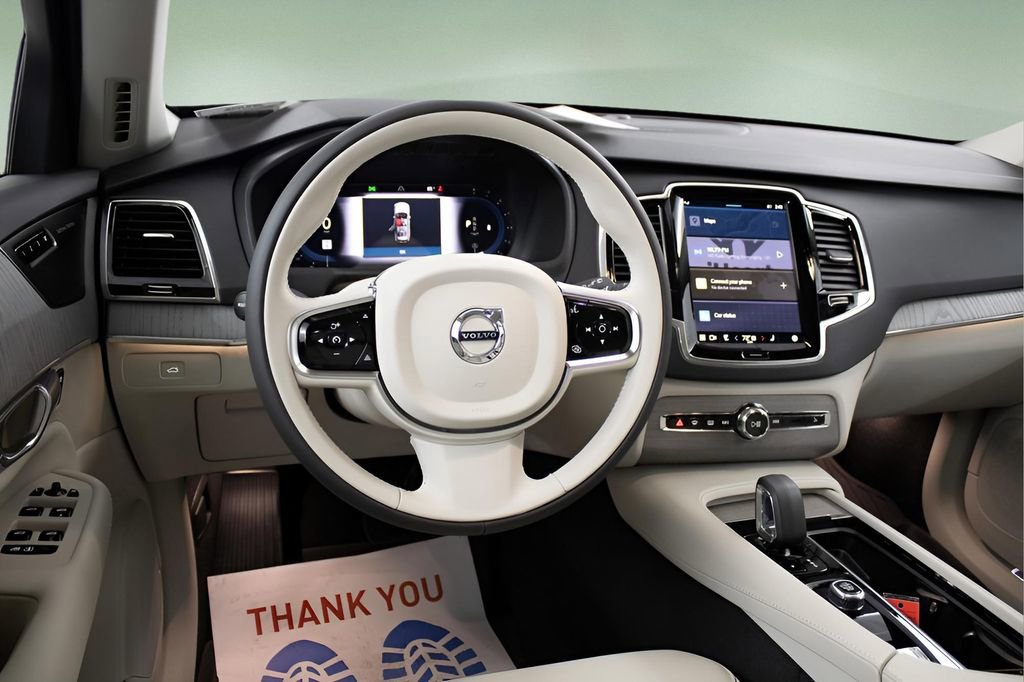 Certified 2025 Volvo XC90 B6 Plus w/ Protection Package Premier image 24
