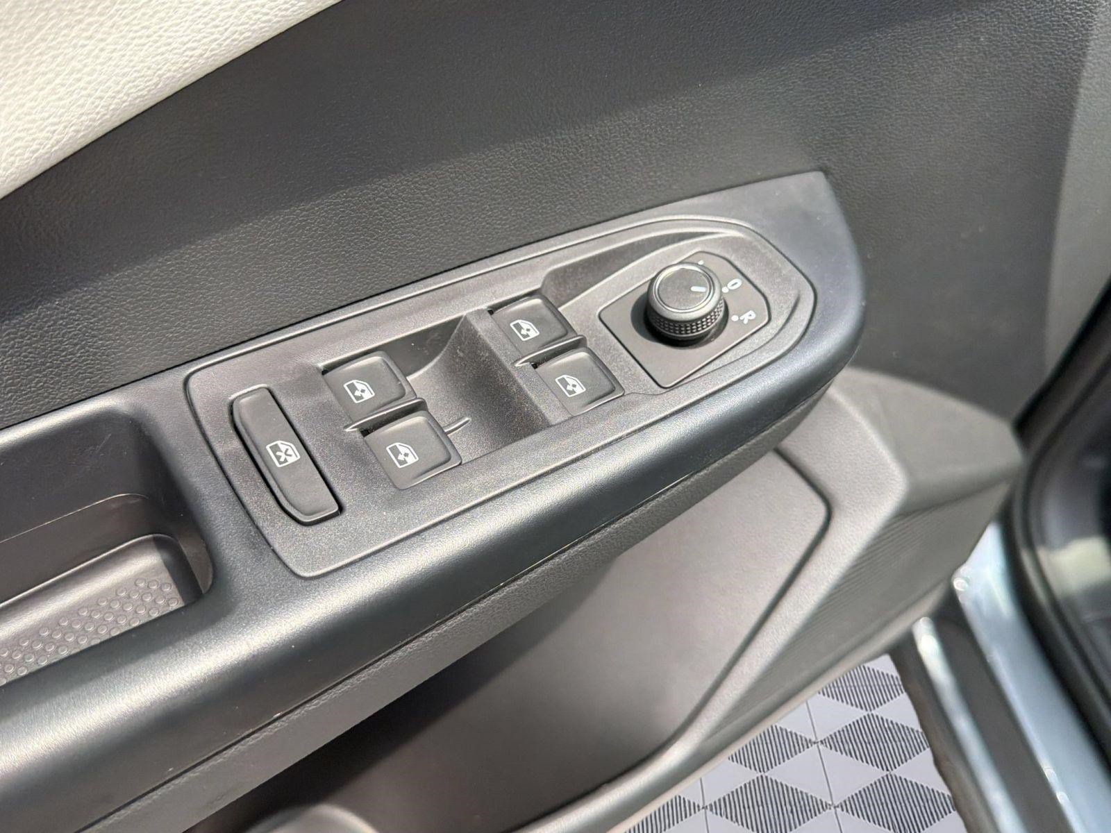 New 2026 Volkswagen Taos S FWD image 25