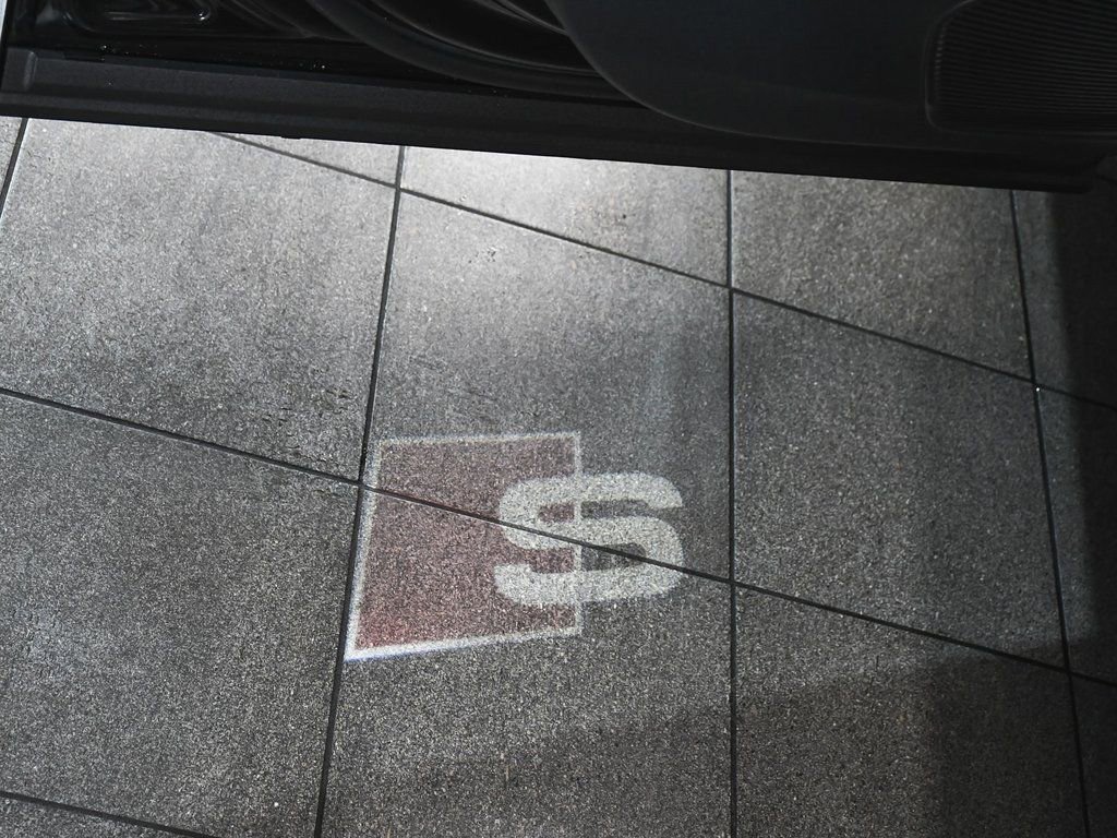 Used 2025 Audi SQ7 Premium Plus image 14