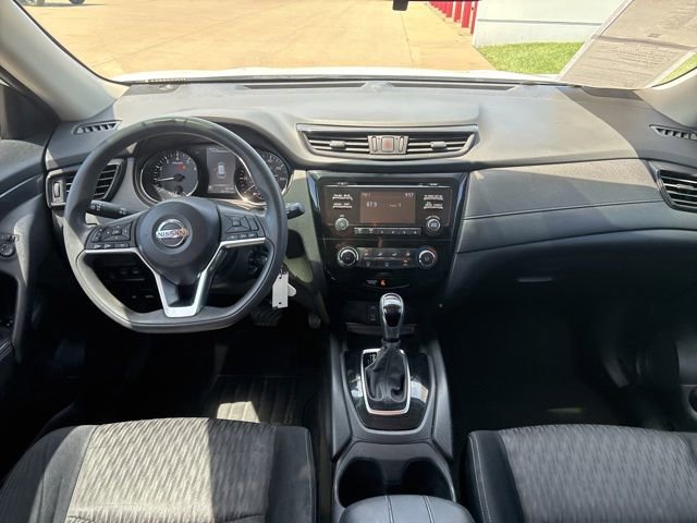 Used 2017 Nissan Rogue S AWD/4WD image 10