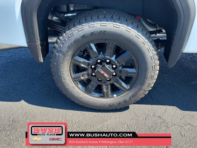 New 2026 GMC Sierra 3500 AT4 w/ AT4 Premium Plus Package AWD/4WD image 5