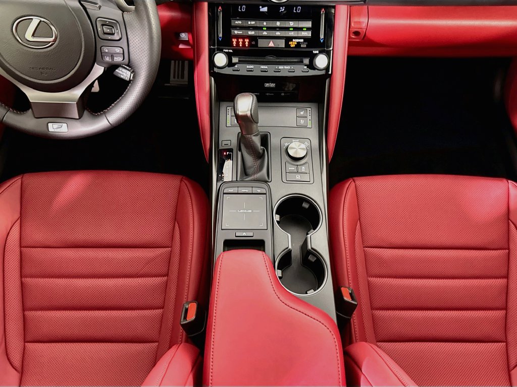 Used 2025 Lexus IS 500 RWD image 16