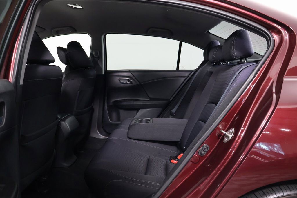 Used 2015 Honda Accord Sport image 11