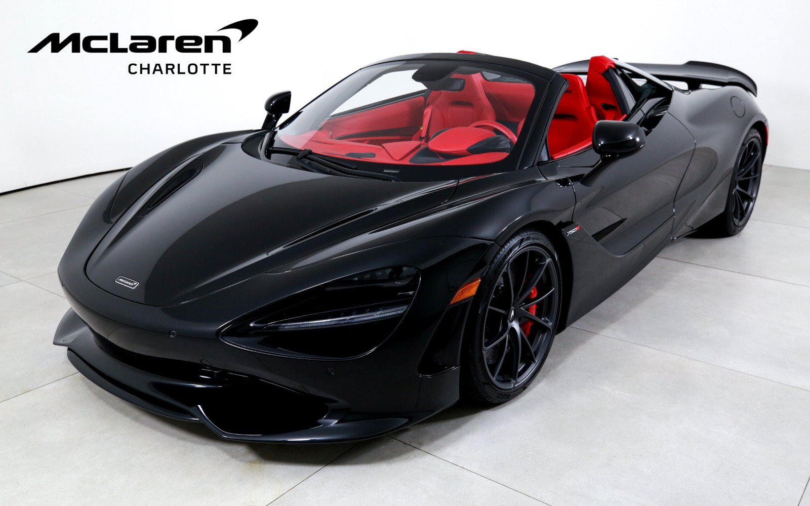 Used 2026 McLaren 750S Spider RWD image 1