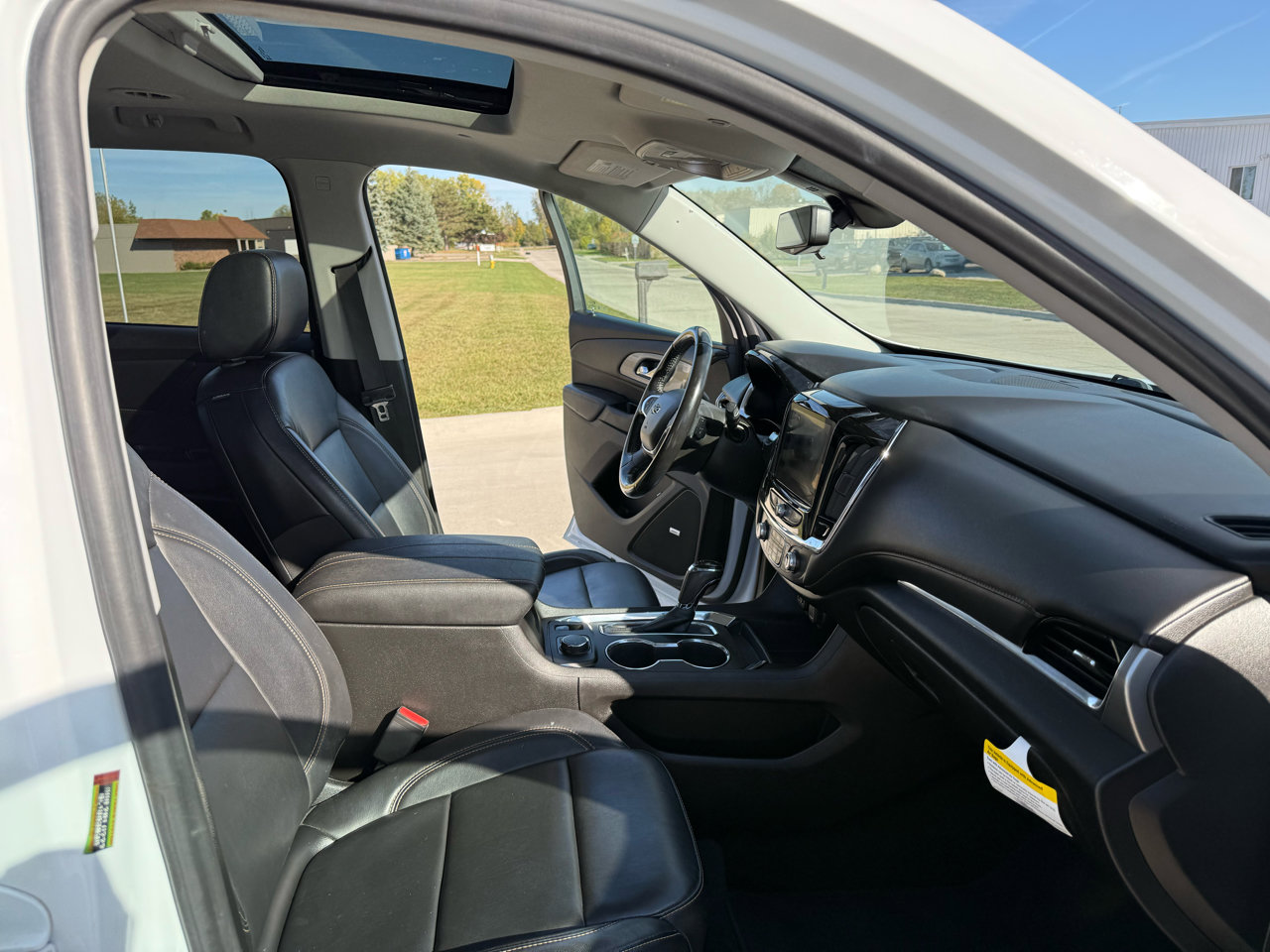 Used 2019 Chevrolet Traverse RS image 29