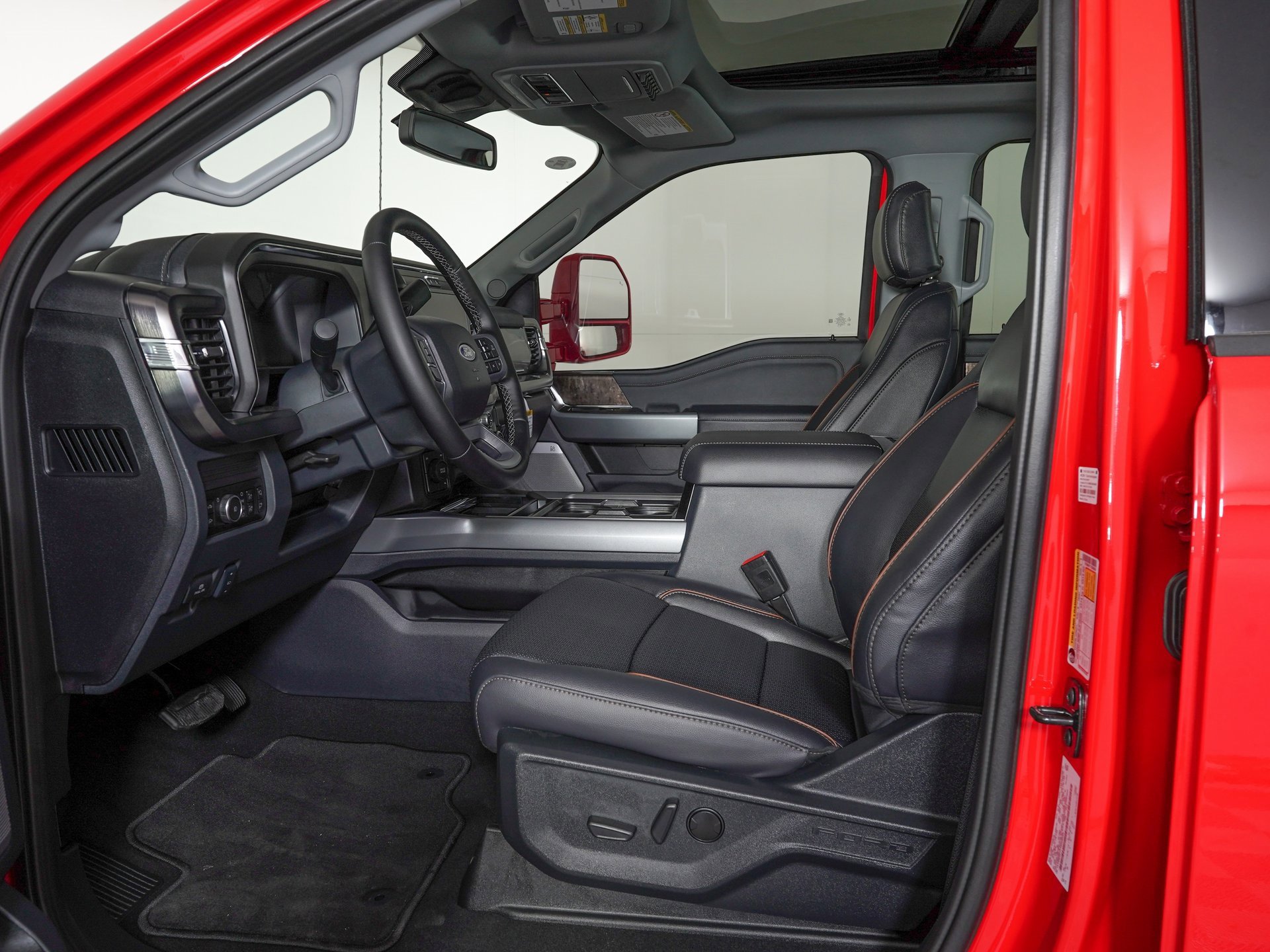 Used 2026 Ford F450 Lariat w/ FX4 Off-Road Package image 11