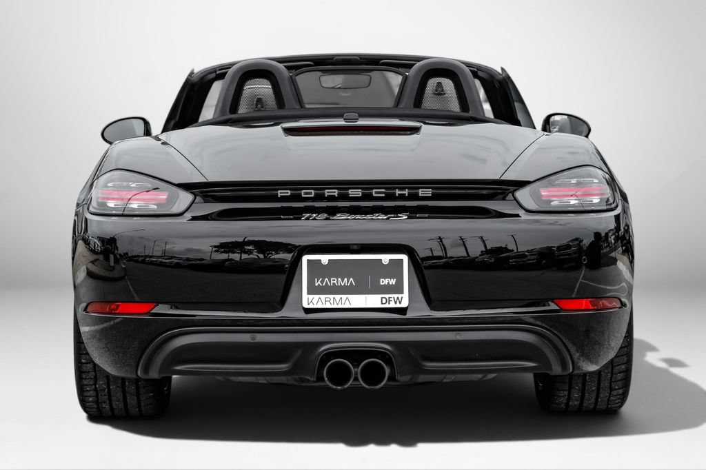 Used 2018 Porsche 718 Boxster S RWD image 11