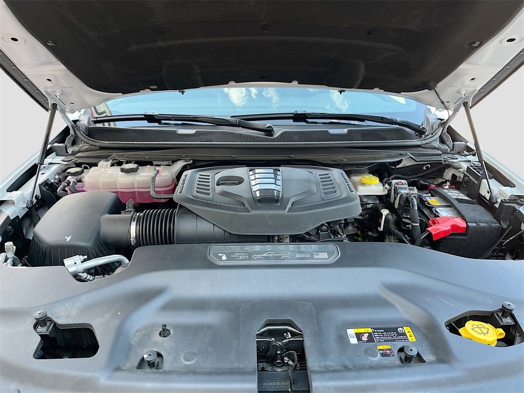 Used 2025 Jeep Wagoneer Series II image 32