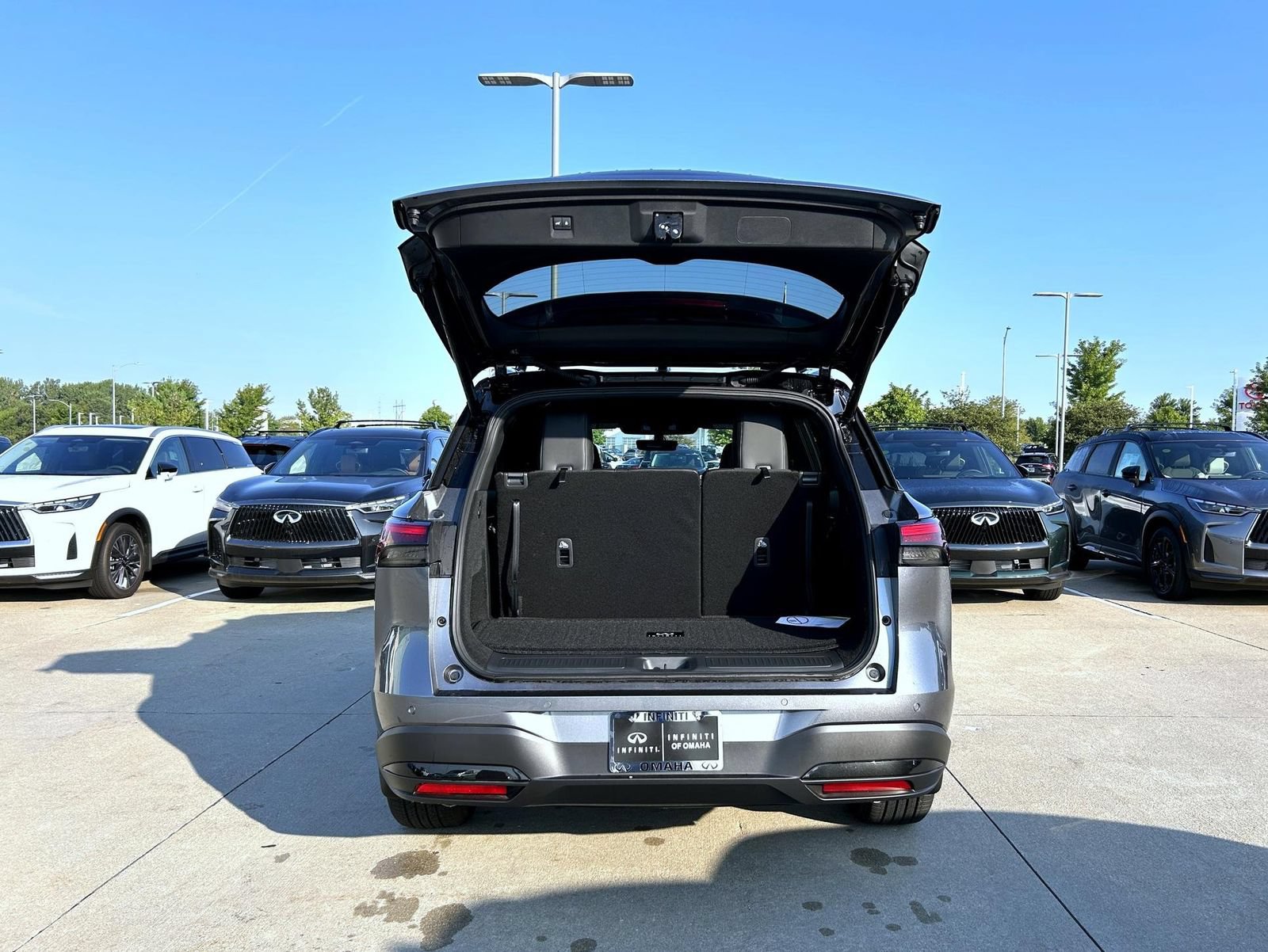 New 2027 INFINITI QX60 Sport w/ Dark Cargo Package AWD/4WD image 23