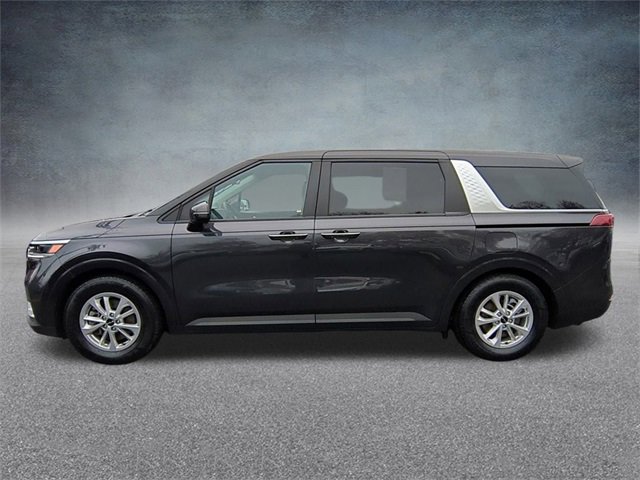 Used 2024 Kia Carnival LX image 6